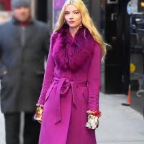 Sentaler long coat with detachable fur “Brand New” - Picture 3 of 3